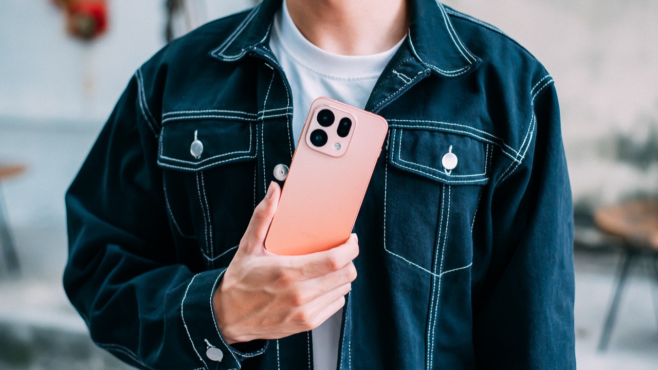 Trên tay OPPO Find X9s: Trẻ trung và thực dụng, bộ ba camera Hasselblad 50MP, giá 24.9 triệu đồng