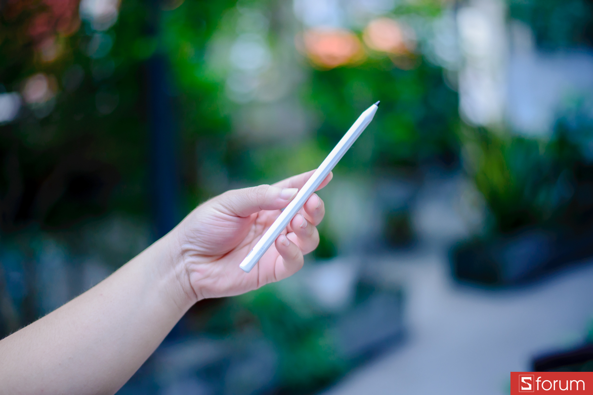 OPPO Pad 5 hỗ trợ bút cảm ứng OPPO Pencil (bán riêng) với độ trễ cực thấp