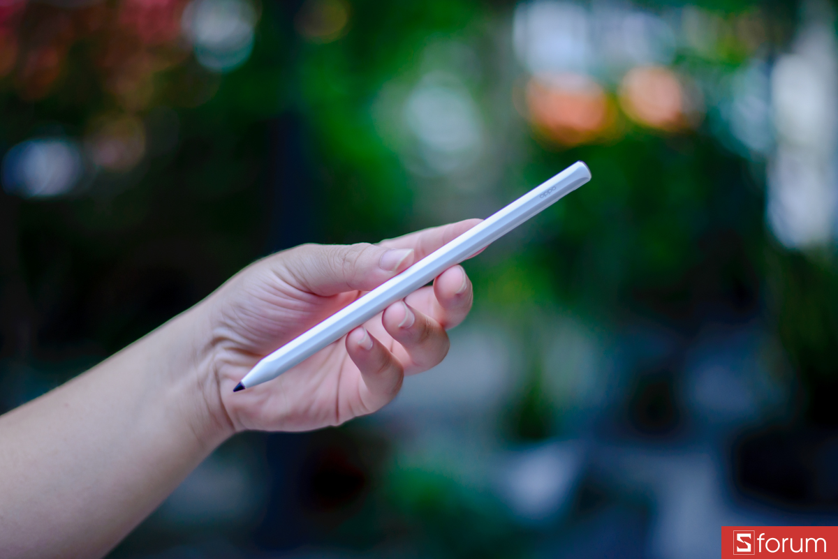 OPPO Pad 5 hỗ trợ bút cảm ứng OPPO Pencil (bán riêng) với độ trễ cực thấp
