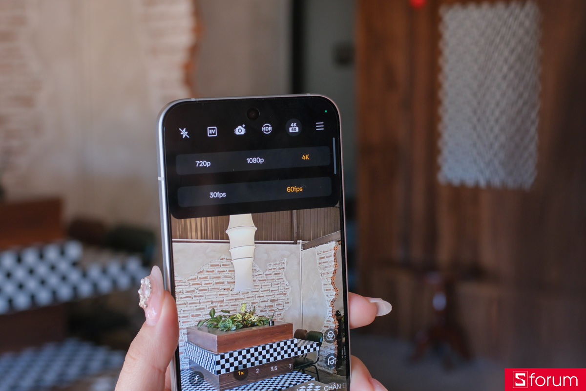 Hệ thống camera sau của OPPO Reno15