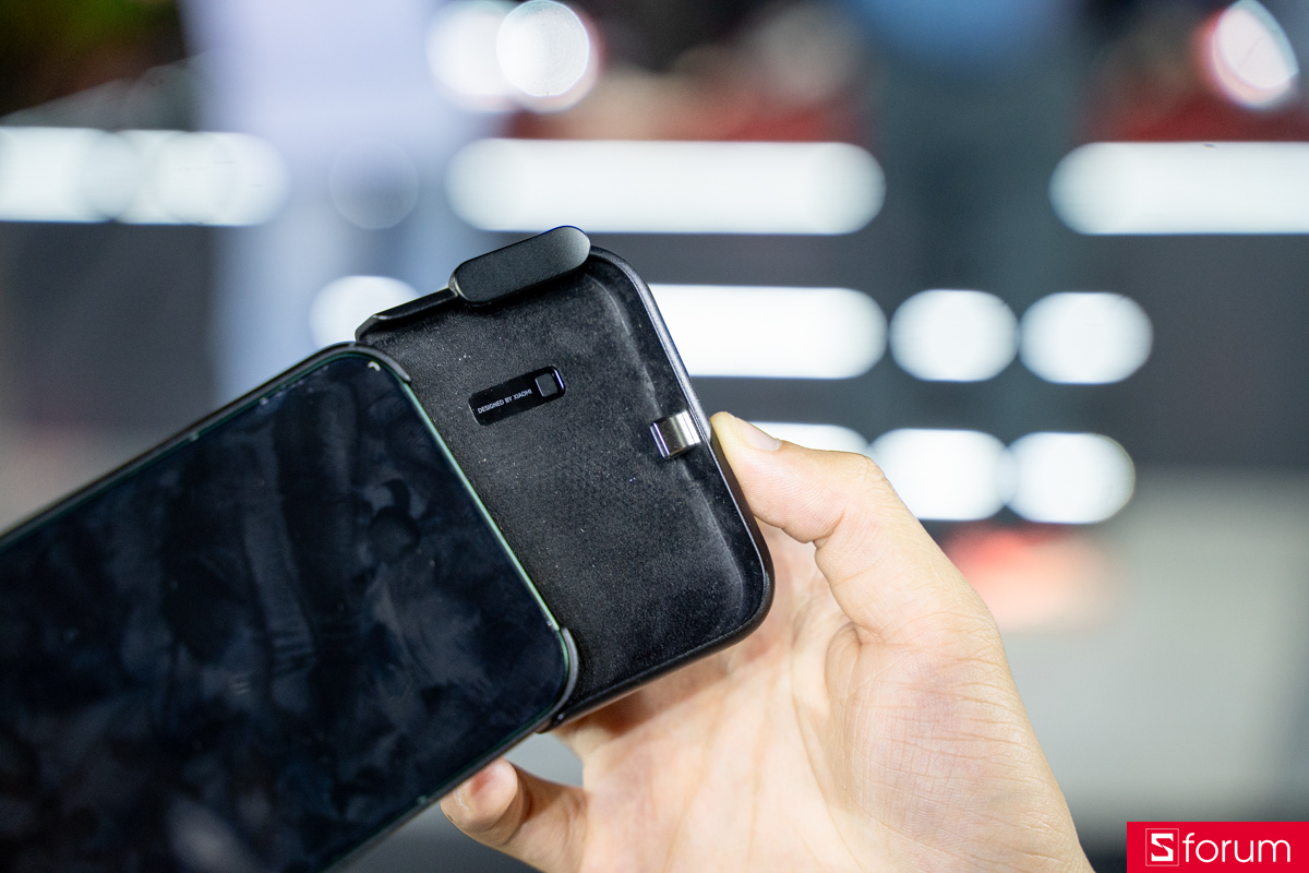 Trên tay Photography Kit Xiaomi 17 Ultra bản Pro: Cao cấp và sang hơn