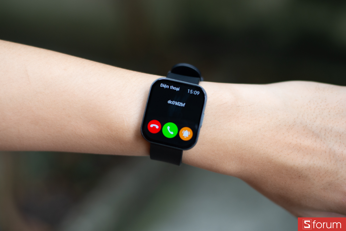 Trên tay REPI Band, đồng hồ mang đến tính năng nghe gọi trực tiếp