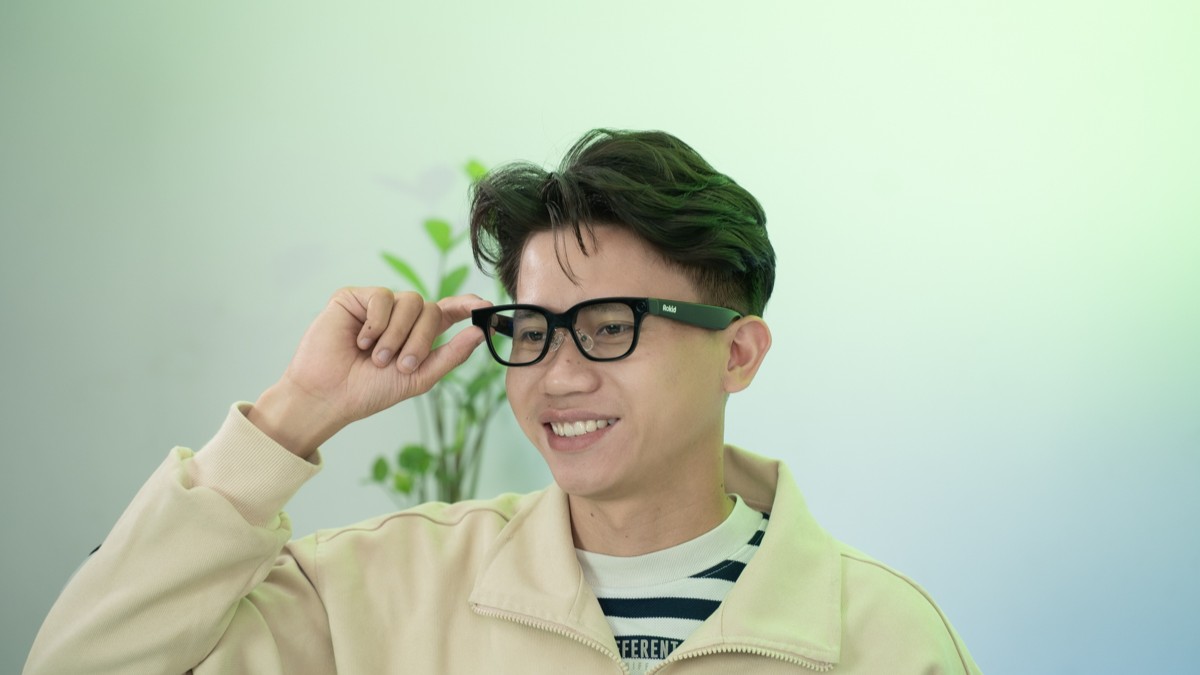 Trên tay kính thông minh Rokid Glasses: Tích hợp màn hình, trợ lý AI, camera ghi hình, giá bằng 1/2 Meta Display!
