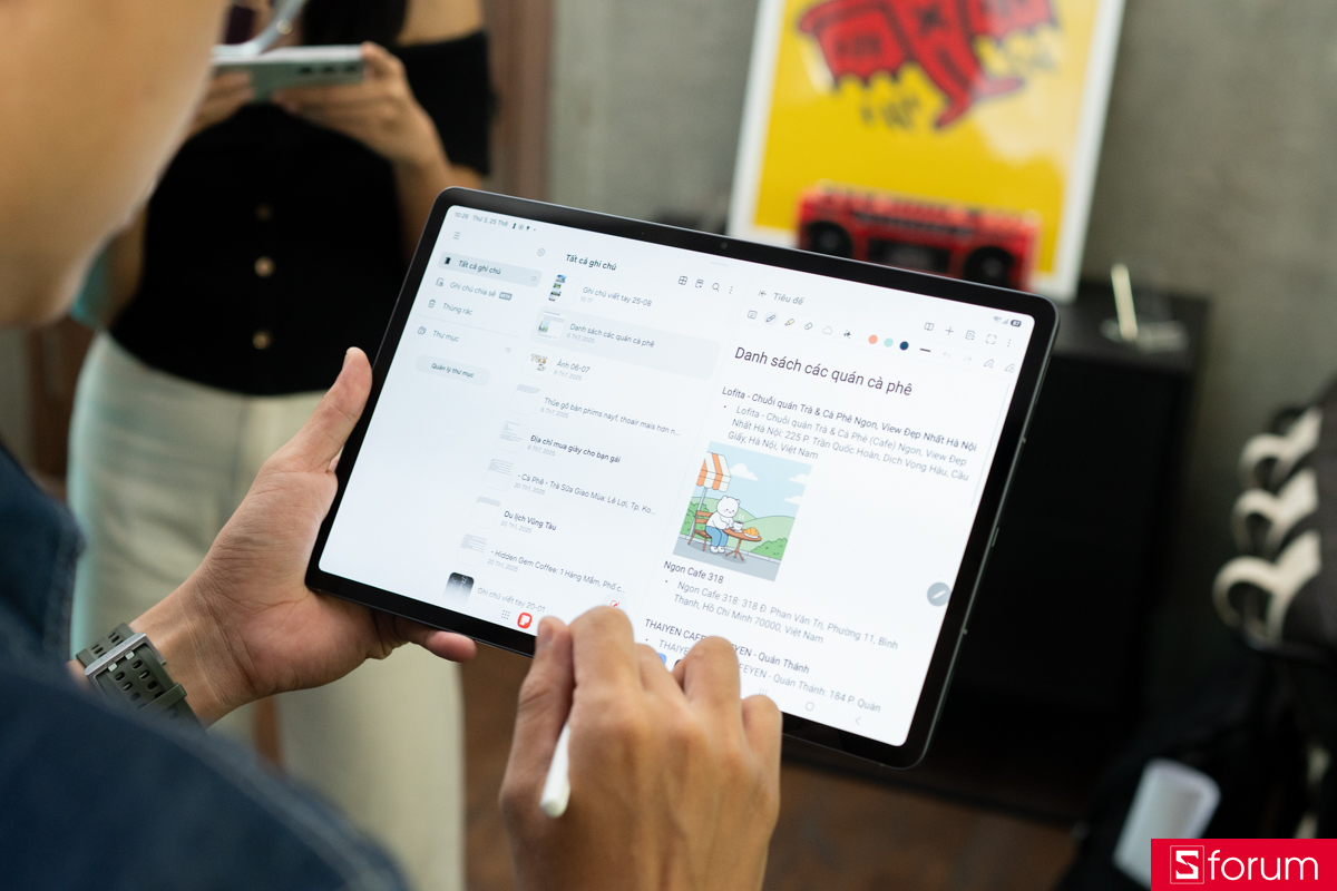 Trên tay Galaxy Tab S12 Plus: Máy có nhiều tính năng AI
