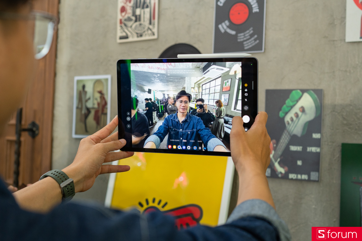 Trên tay Galaxy Tab S12 Plus: Camera đủ dùng