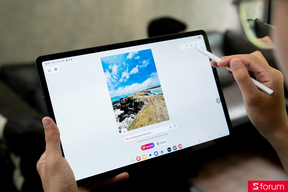 Trên tay Galaxy Tab S12 Plus: Máy có nhiều tính năng AI