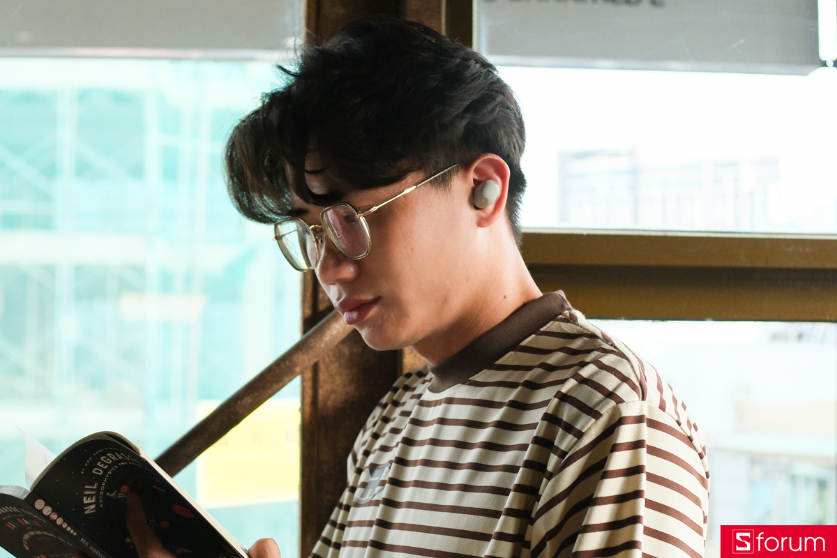 Trên tay Sony WF-1000XM6: cảm giác đeo thoải mái hơn