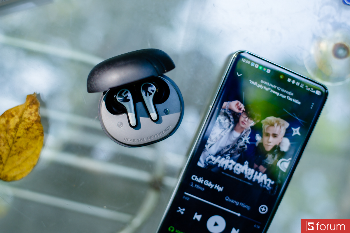 Thời lượng pin và sạc nhanh trên SoundPEATS C30