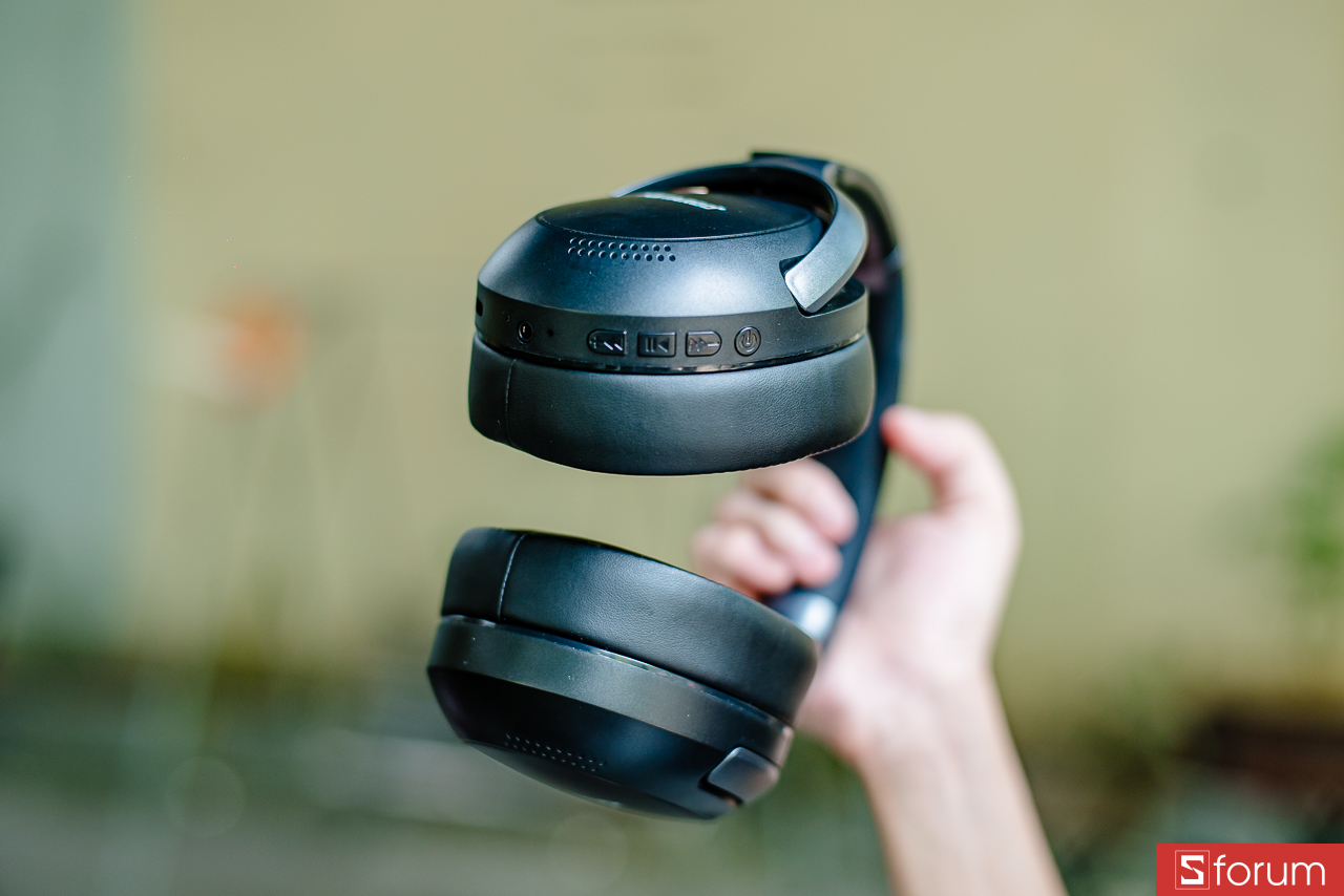 Trên tay StarGO C100 Pro: Phím bấm bố trí hợp lý