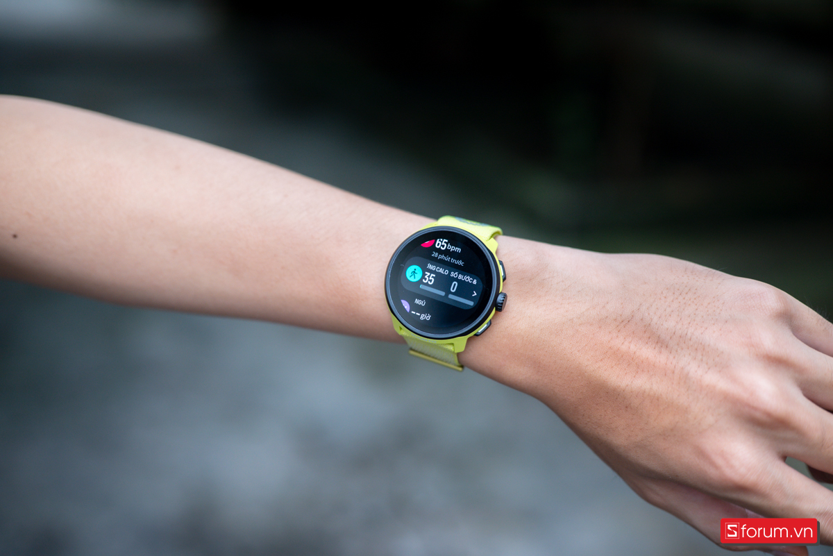 Về đo lường sức khỏe, Suunto Run tích hợp cảm biến nhịp tim quang học mới