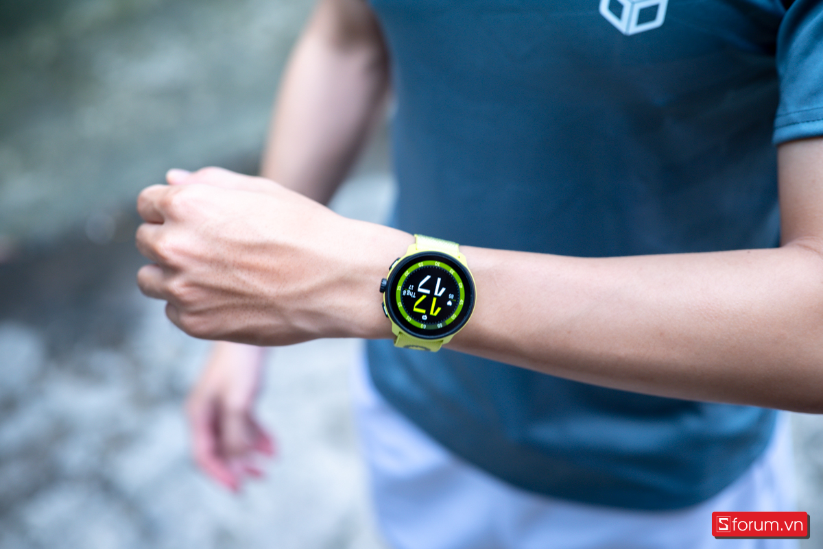 Suunto Run cung cấp các tính năng thông báo ở mức cơ bản như tin nhắn và cuộc gọi