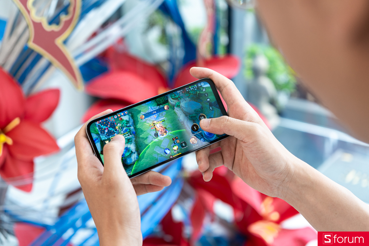 Trên tay TECNO Spark 50: Tần số quét 120Hz là điểm giúp trải nghiệm hằng ngày dễ chịu hơn