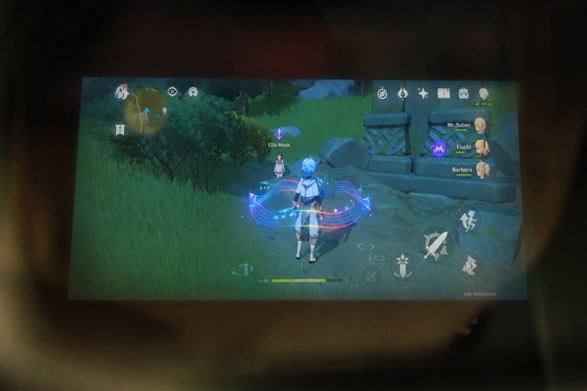 Với game, XREAL 1S cũng mang lại cảm giác nhập vai hơn so với màn hình điện thoại
