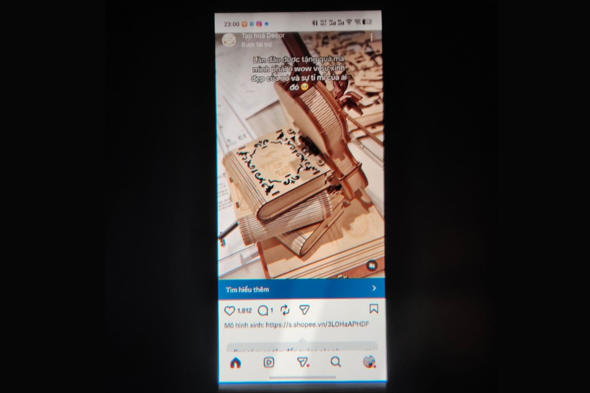Trên tay XReal One Pro: Với điện thoại, kính phù hợp để xem phim, xem YouTube, lướt nội dung