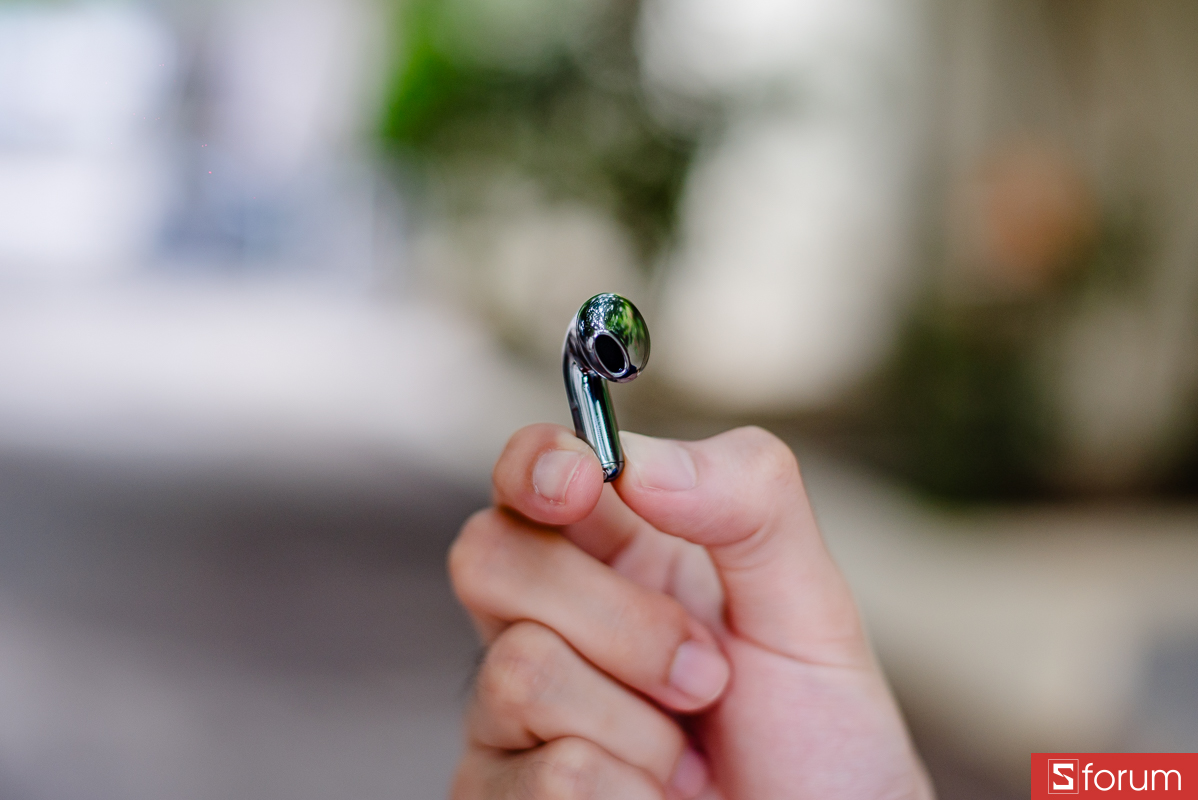 Trên tay Xiaomi Buds 6: Mỗi bên tai nghe nặng khoảng 4.4g