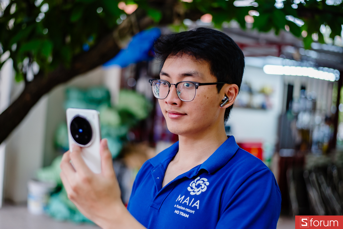 Về kết nối, tai nghe dùng Bluetooth 5.4, hỗ trợ các codec như SBC, AAC, aptX Adaptive, aptX Lossless và LC3