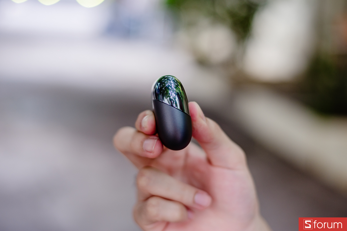 Trên tay Xiaomi Buds 6: Case sạc nhỏ gọn bo cong mềm mại