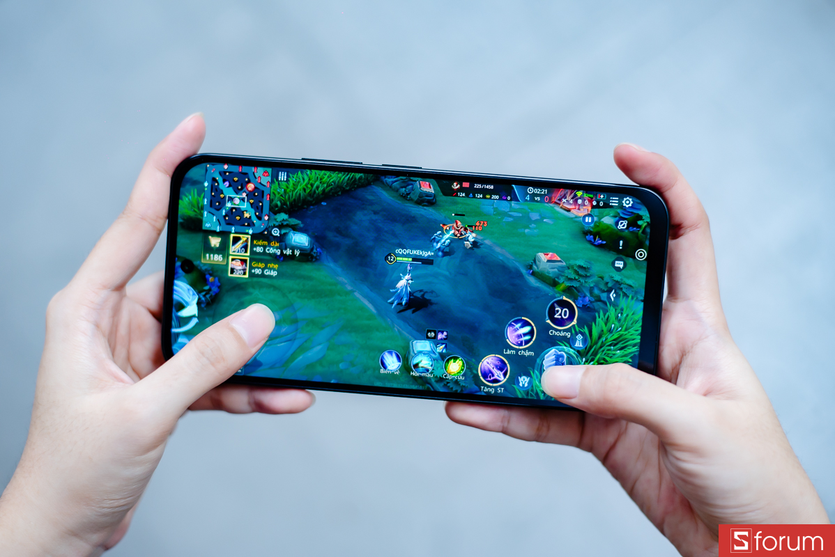 Trên tay Xiaomi Redmi 17 5G: Hiệu năng ổn định để chơi Liên Quân Mobile