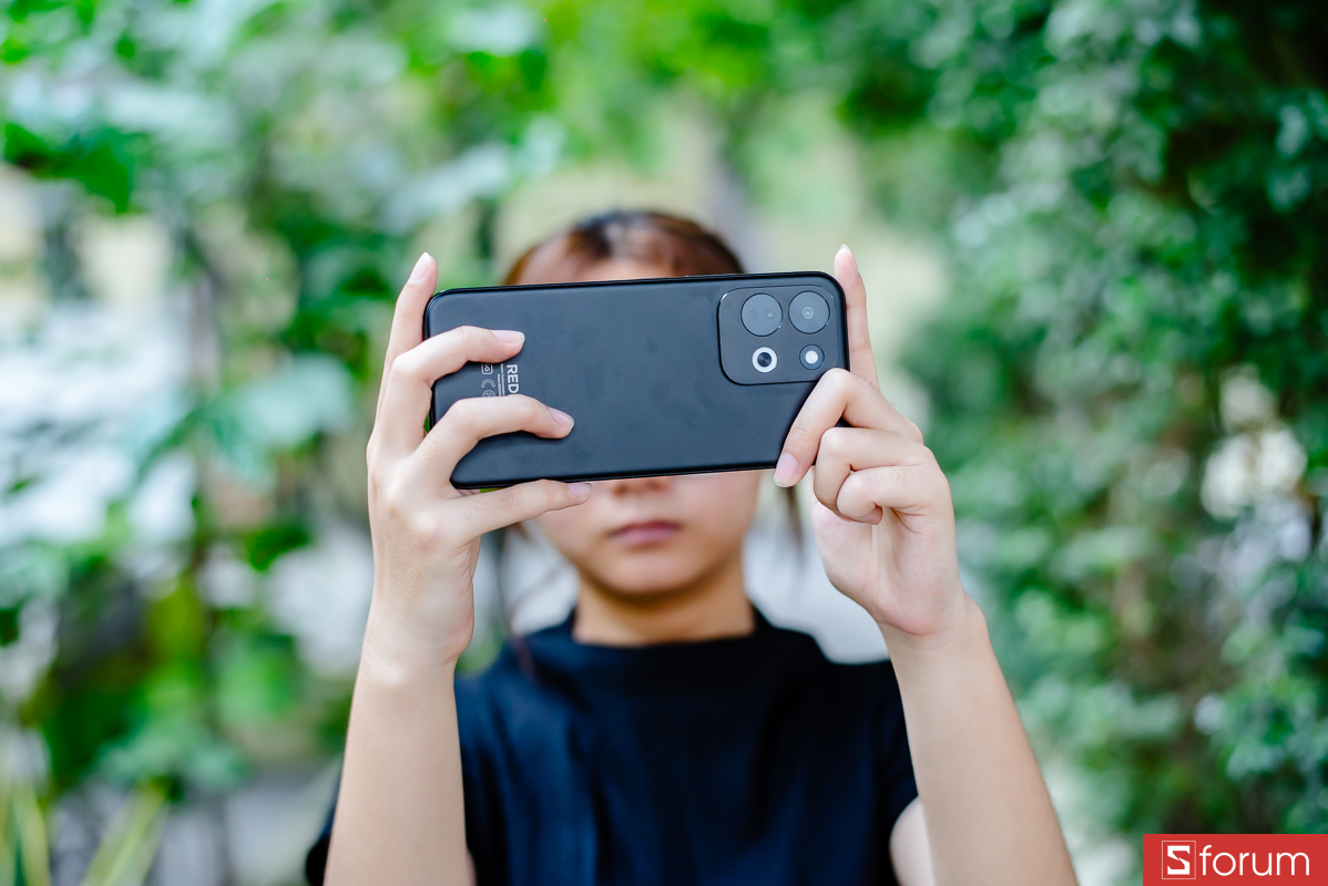 Trên tay Xiaomi Redmi 17 5G: Camera chính 50MP đủ cho nhu cầu hàng ngày