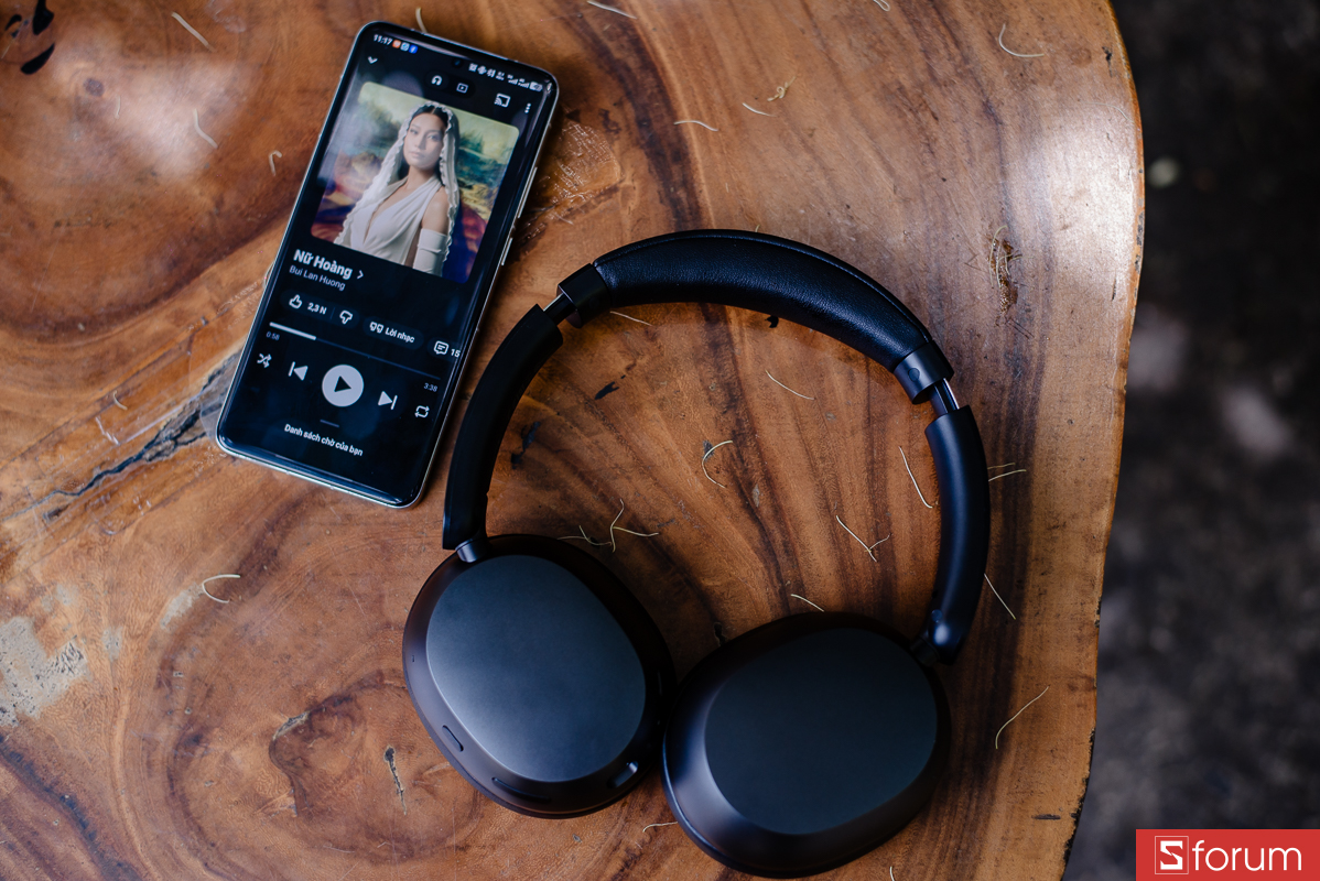 Thời lượng pin lên đến 72 giờ giúp Redmi Headphone Neo phù hợp với người hay di chuyển