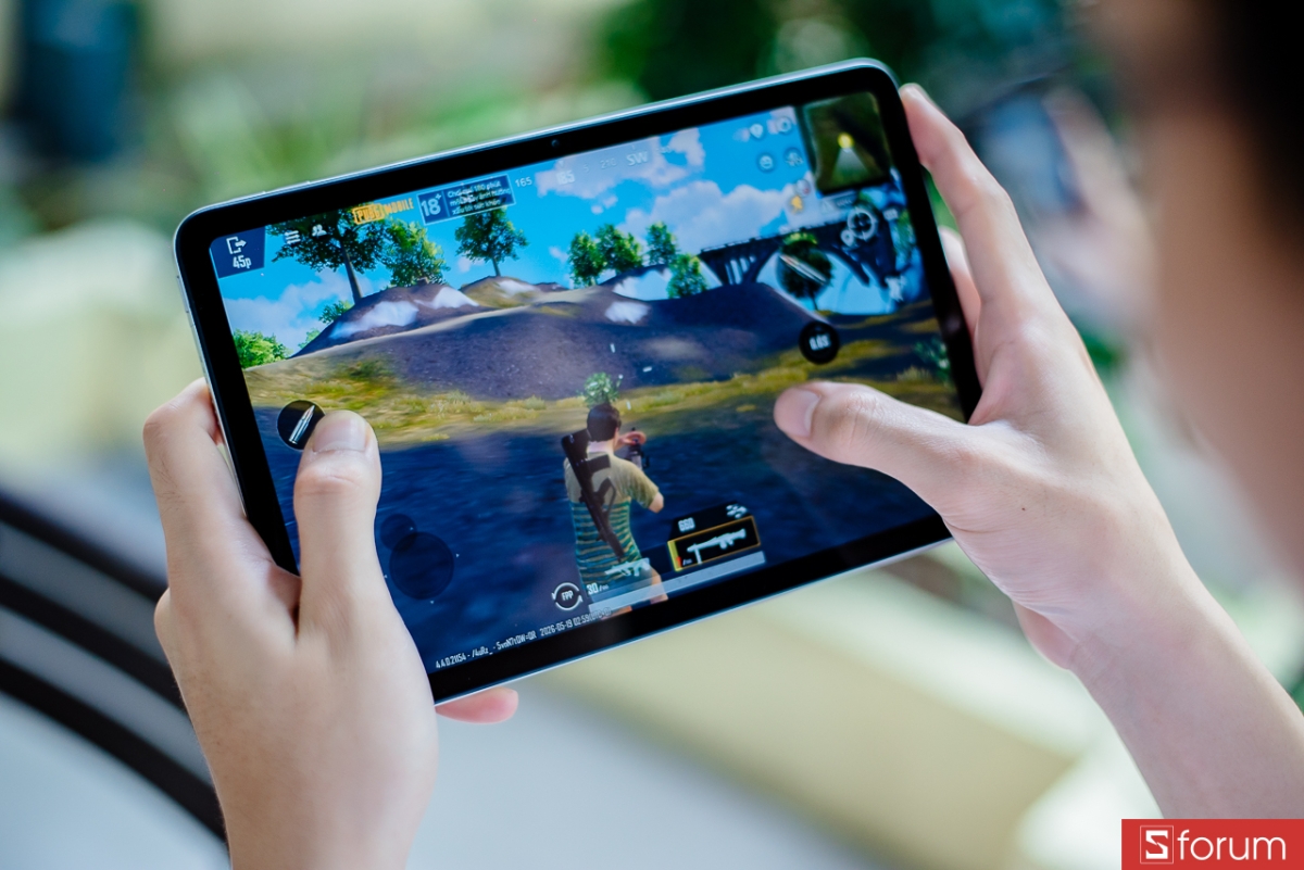 Trên tay Xiaomi Redmi Pad 2 9.7 và trải nghiệm nhanh một vài tựa game