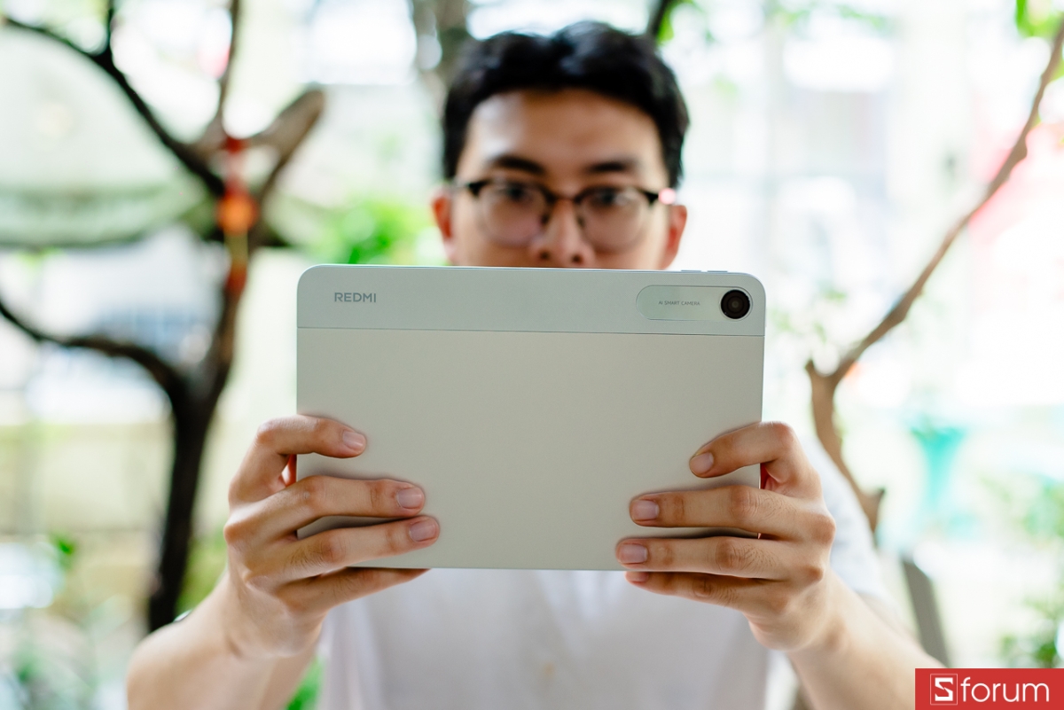 Redmi Pad 2 9.7 được trang bị camera sau 8MP và camera trước 5MP