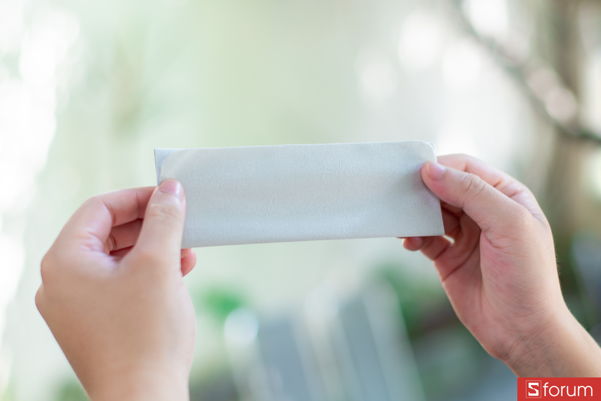 Trên tay Xiaomi MIJIA Smart Audio Glasses 2 với bộ phụ kiện đầy đủ