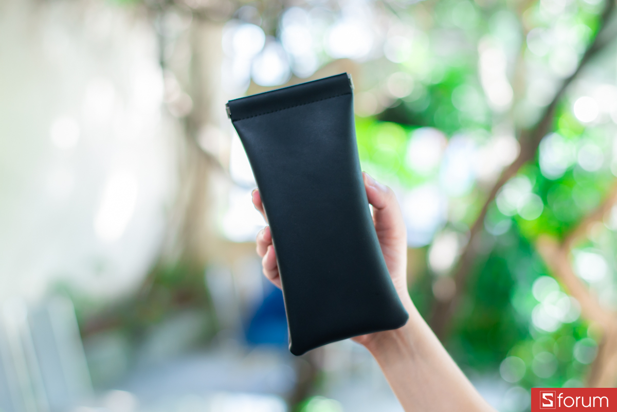 Trên tay Xiaomi MIJIA Smart Audio Glasses 2 với bộ phụ kiện đầy đủ