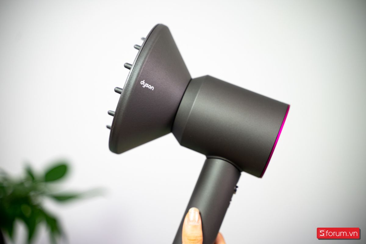 Bạn có nên mua máy sấy tóc Dyson? 2