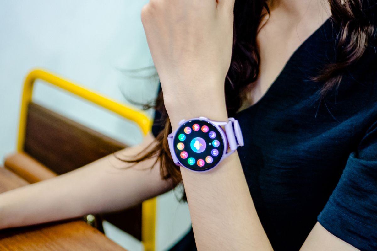 Đồng hồ thông minh nữ mặt tròn: Quà 8/3 tinh tế, vừa đẹp vừa “đúng gu” công nghệ 3