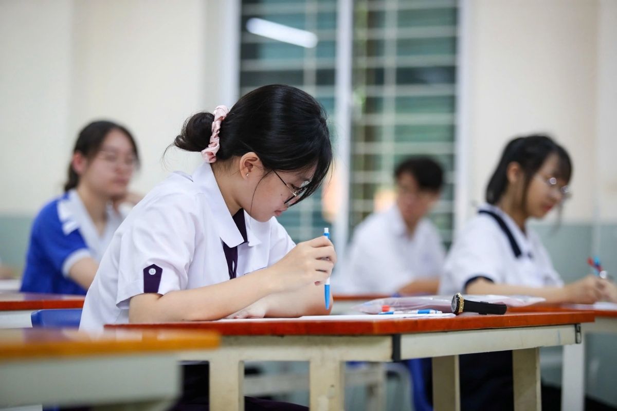 Dự đoán tỷ lệ đỗ đại học bằng AI 10