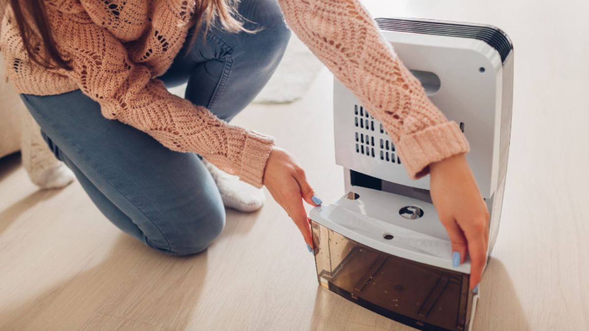 Làm thế nào để xử lý khay nước đầy?