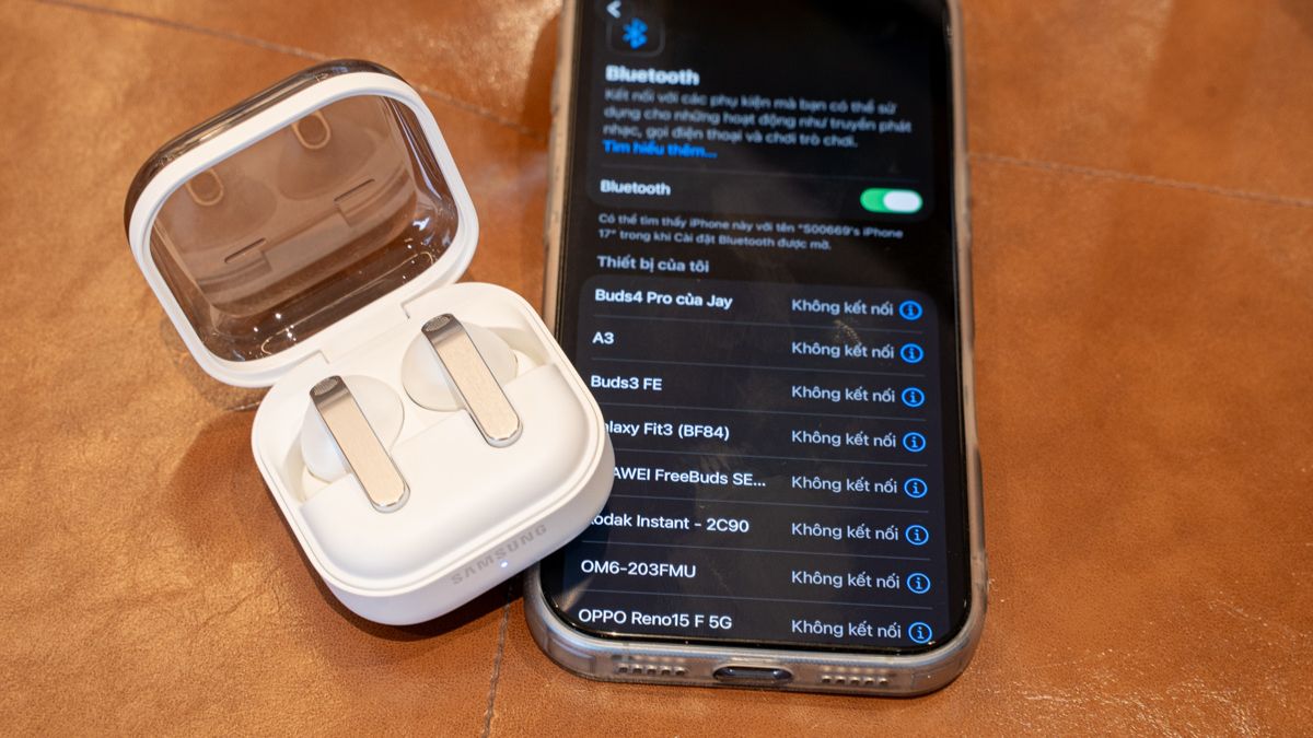 Kết nối Galaxy Buds 4 với iPhone có được không? Hướng dẫn chi tiết từ A đến Z