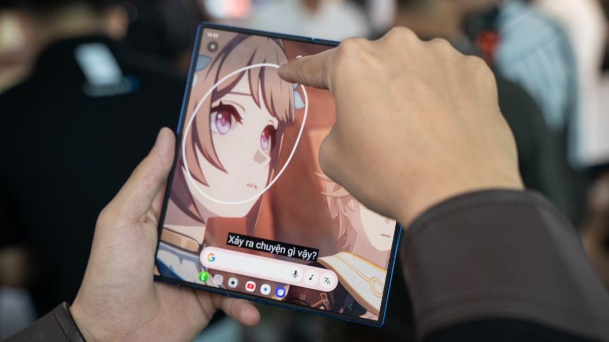 Mẹo khoanh tròn để tìm kiếm khi chơi game trên Galaxy Z Fold 7