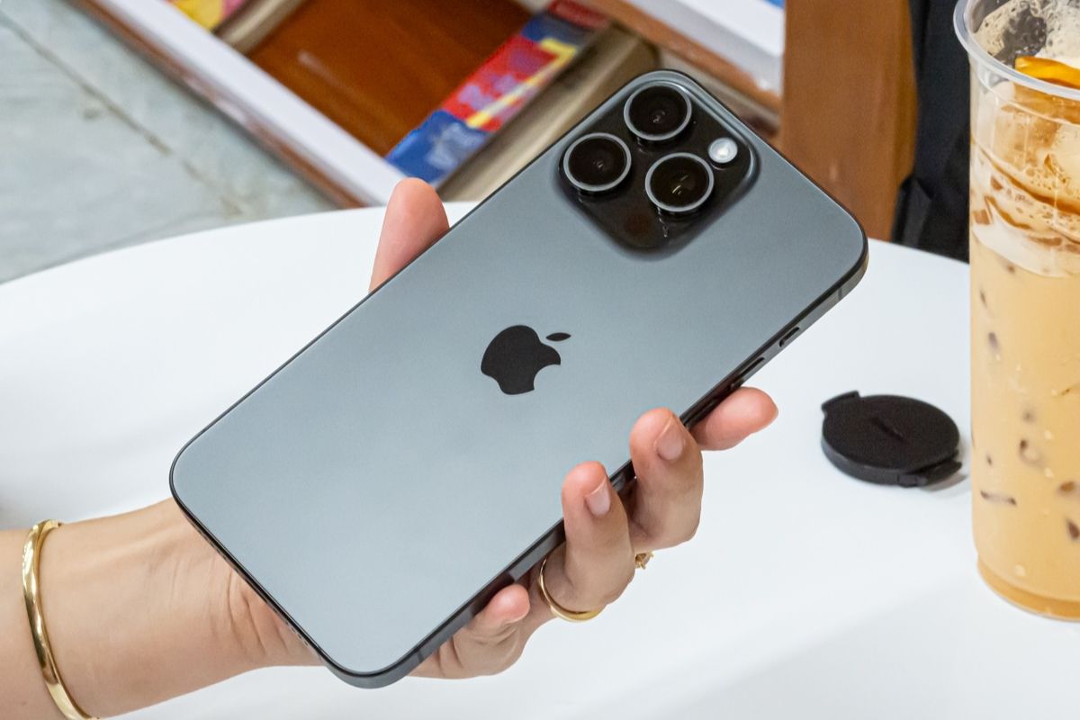 Làm mờ khuôn mặt trên iPhone đơn giản để bảo vệ quyền riêng tư khi chia sẻ ảnh 8