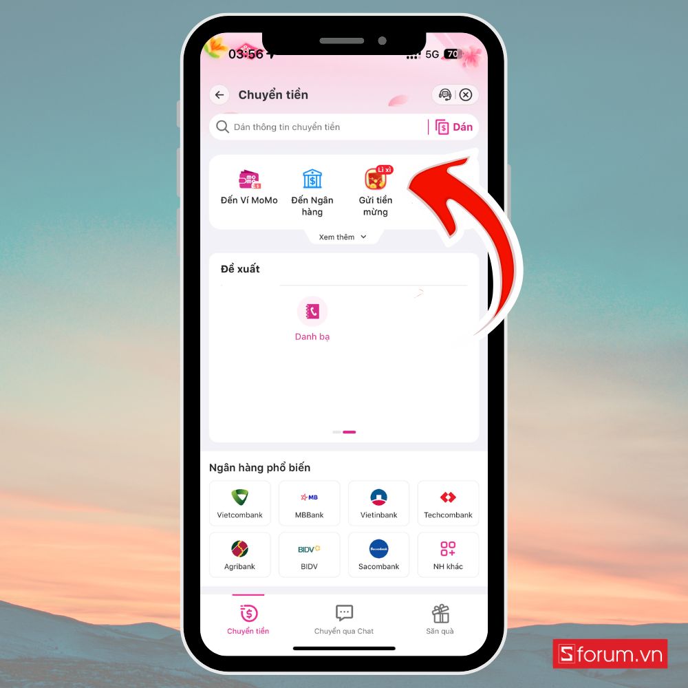 Bước 3: Tìm tính năng “Gửi tiền mừng”.