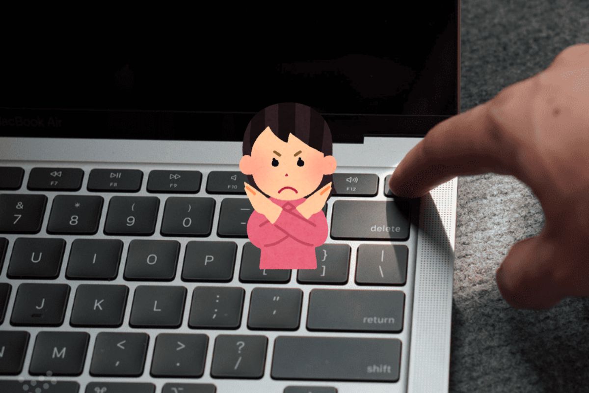 Hướng dẫn xử lý MacBook bị vô nước là không nên bật máy