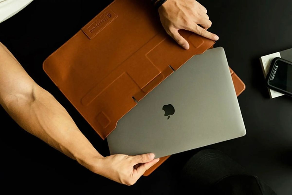 Macbook bị vô nước và cách phòng tránh đơn giản