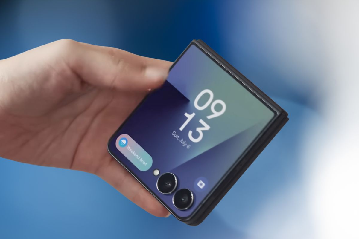 sử dụng Now Bar trên Flip 7 12