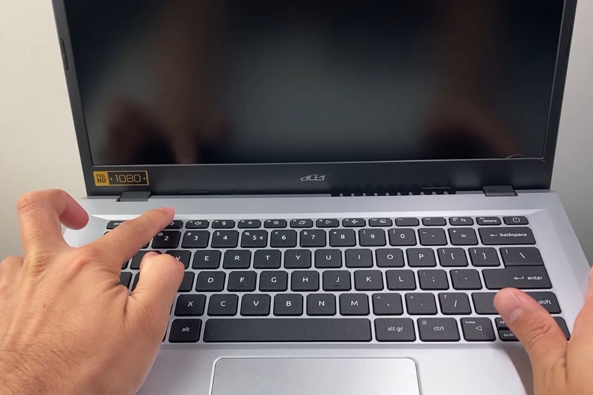 Cách vào BIOS Acer Win 10, 11 nhanh nhất bước 2
