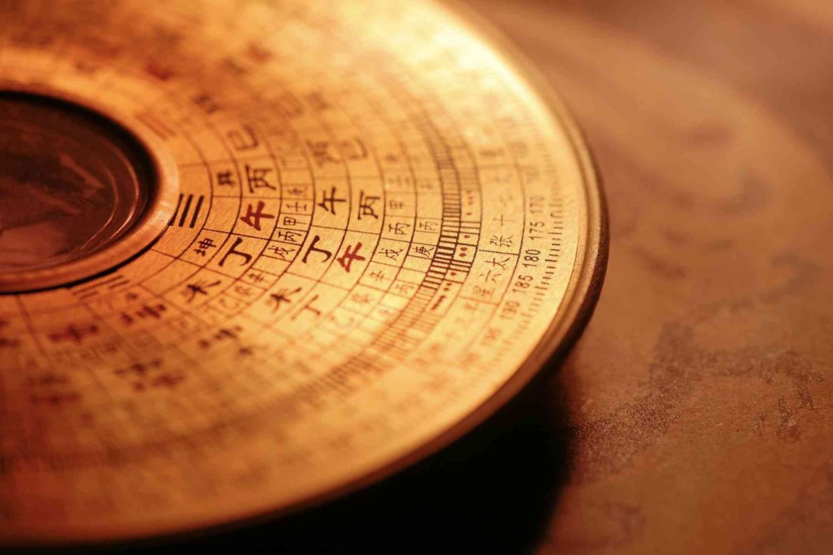 Cách xem lịch nghỉ Giỗ Tổ Hùng Vương trên app Lịch Vạn Niên 2026 nhanh và chính xác 0