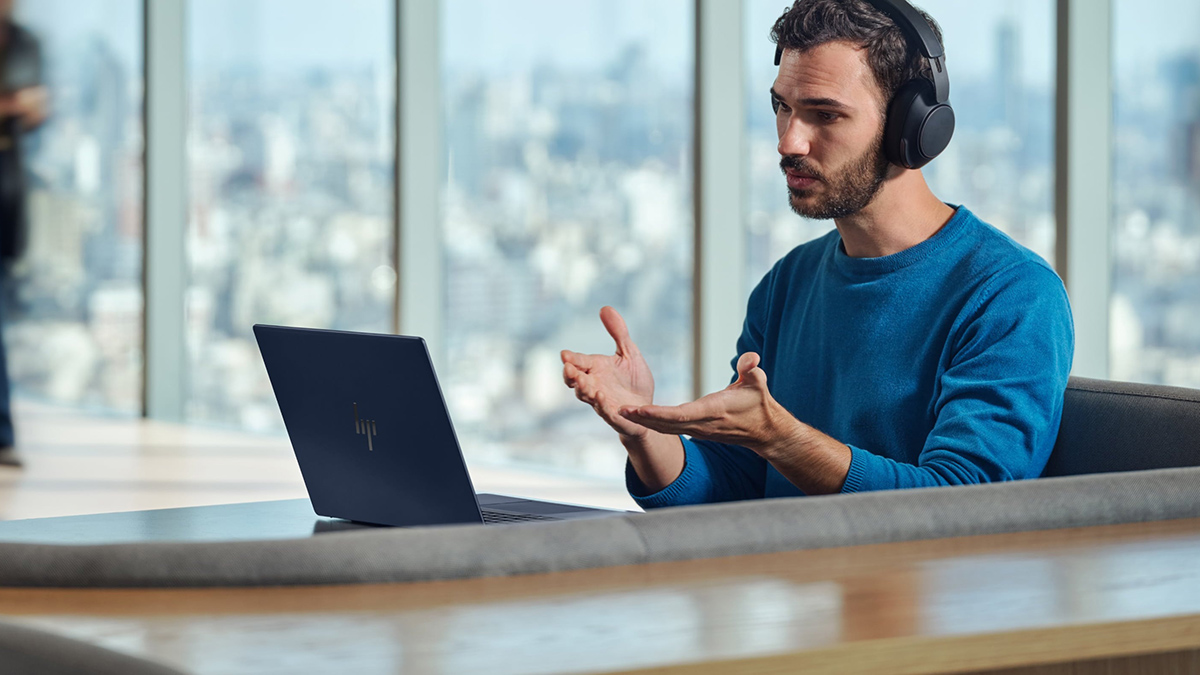 HP EliteBook Ultra G1q khá tốt nhưng chưa khác biệt