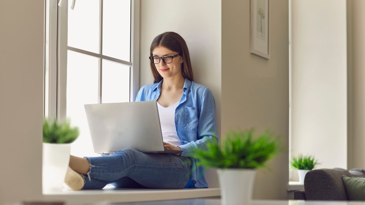 Học e-learning linh hoạt mọi lúc