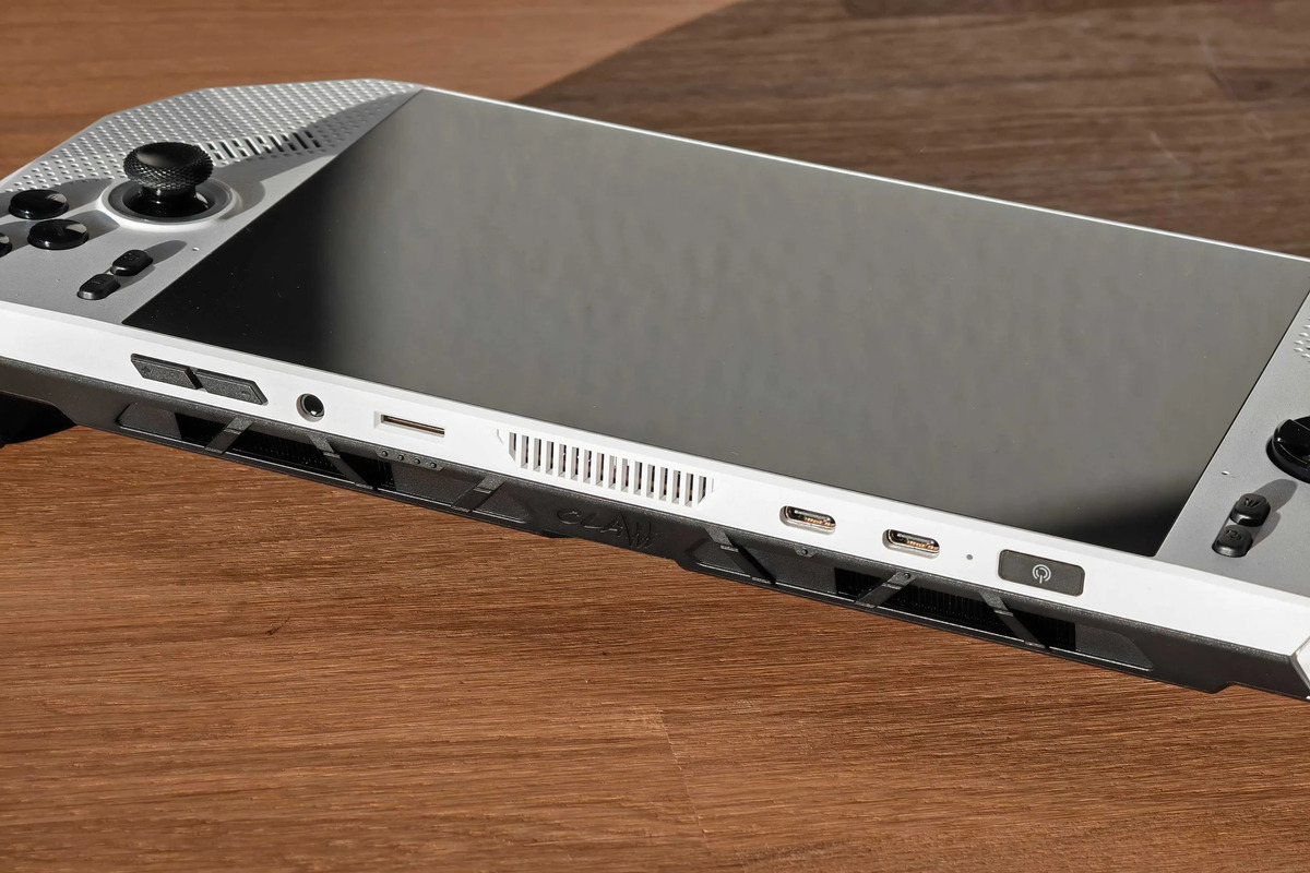 Số cổng kết nối không có gì thay đổi