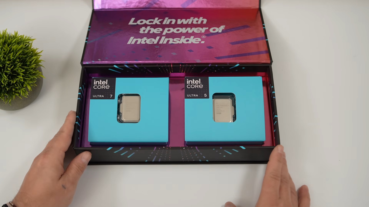 Core Ultra 200S Plus còn sở hữu gói hỗ trợ hiệu năng