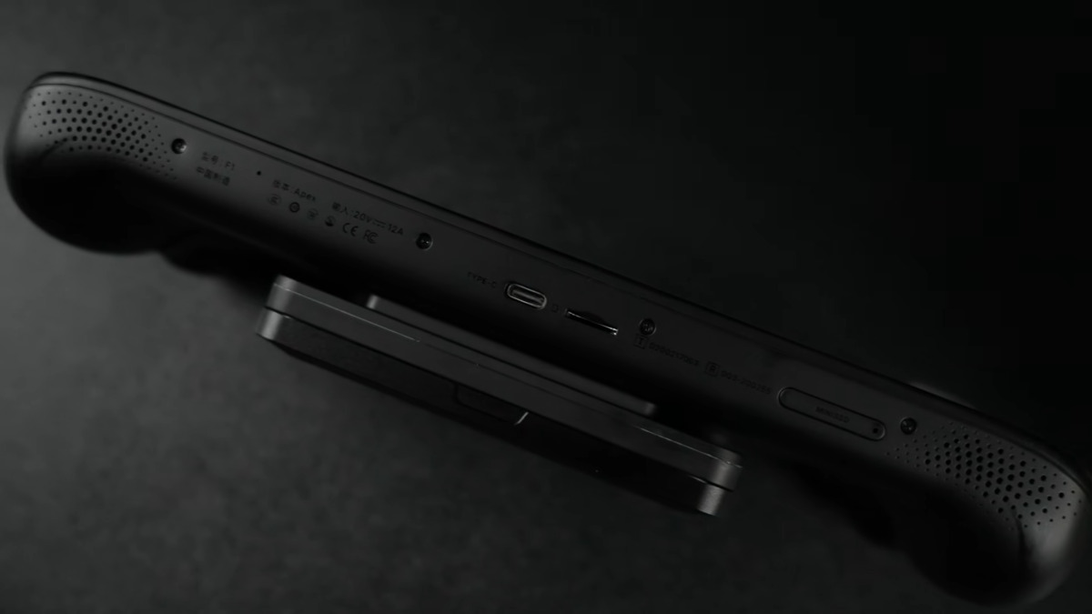 Cạnh dưới của ONEXFLY APEX