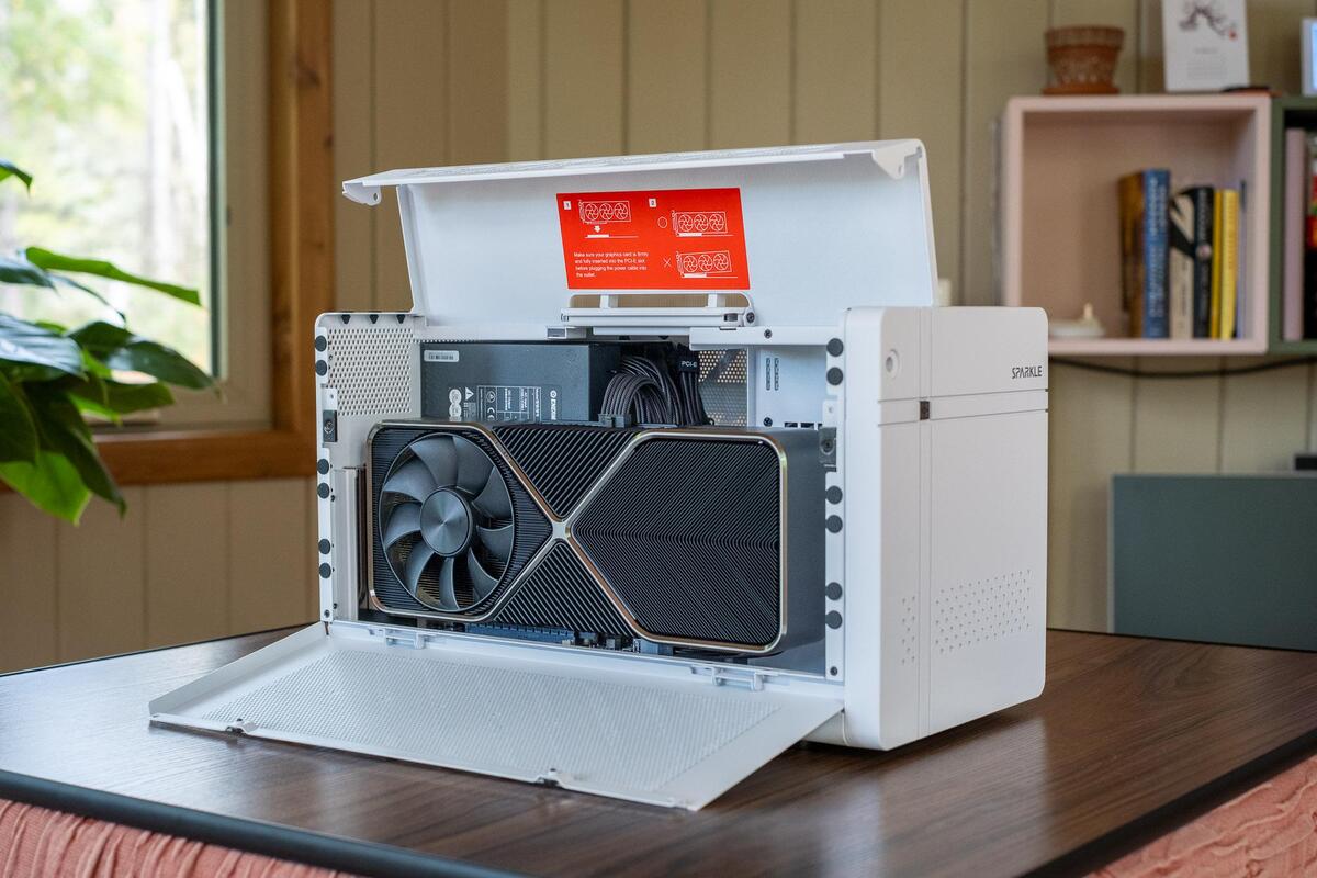 Đánh giá SPARKLE Studio G Ultra 850: Thử nghiệm tốc độ đáng kinh ngạc của một Thunderbolt 5 eGPU Đánh giá SPARKLE Studio G Ultra 850: Thử nghiệm tốc độ đáng kinh ngạc của một Thunderbolt 5 eGPU