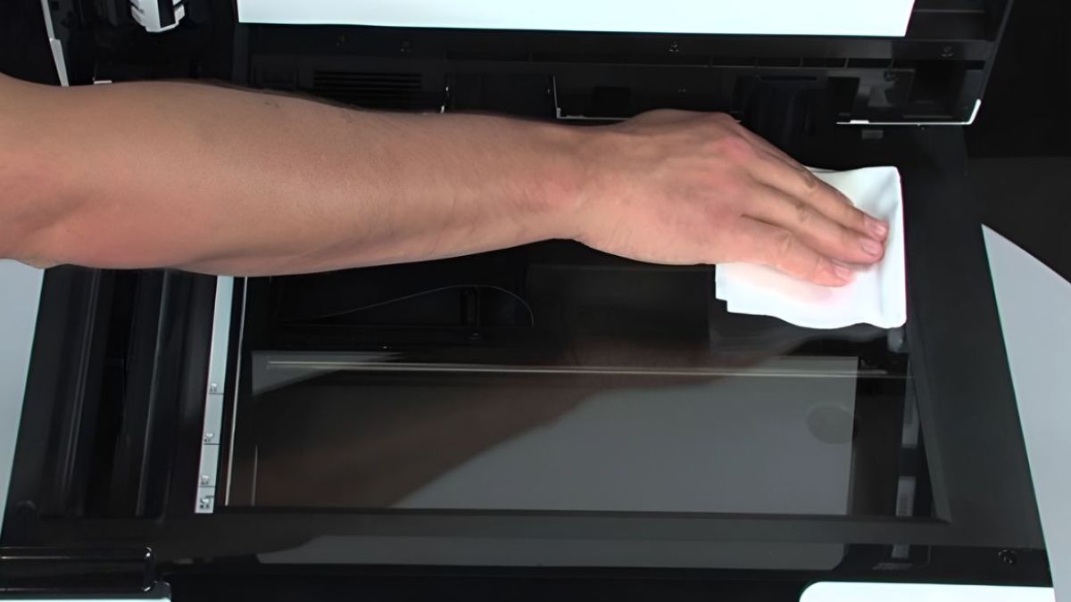 Hướng dẫn vệ sinh và bảo dưỡng máy in định kỳ bước 4