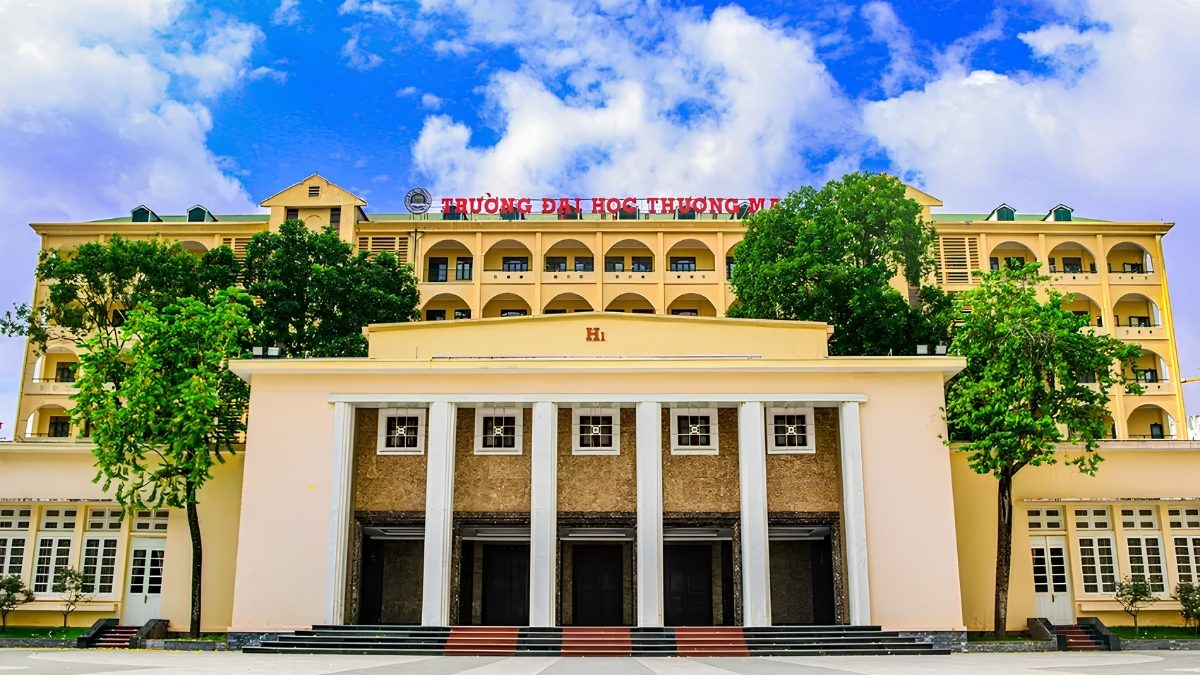 Lưu ý quan trọng sau khi biết điểm chuẩn Đại học Thương Mại
