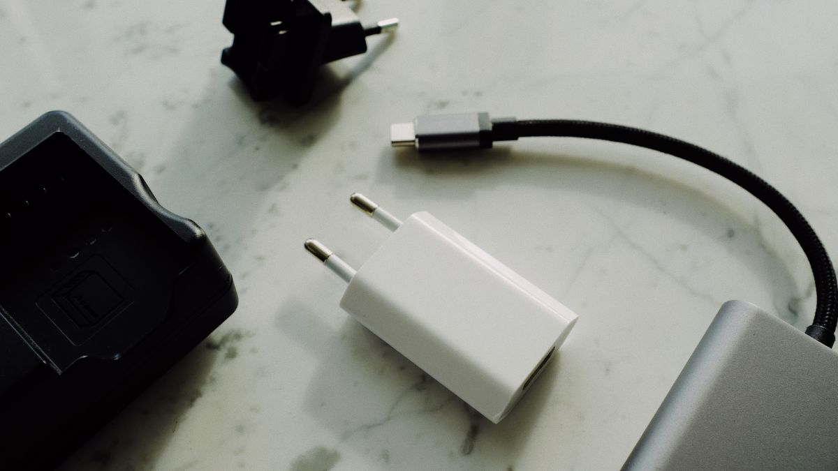 Cách sử dụng và bảo quản Adaptor